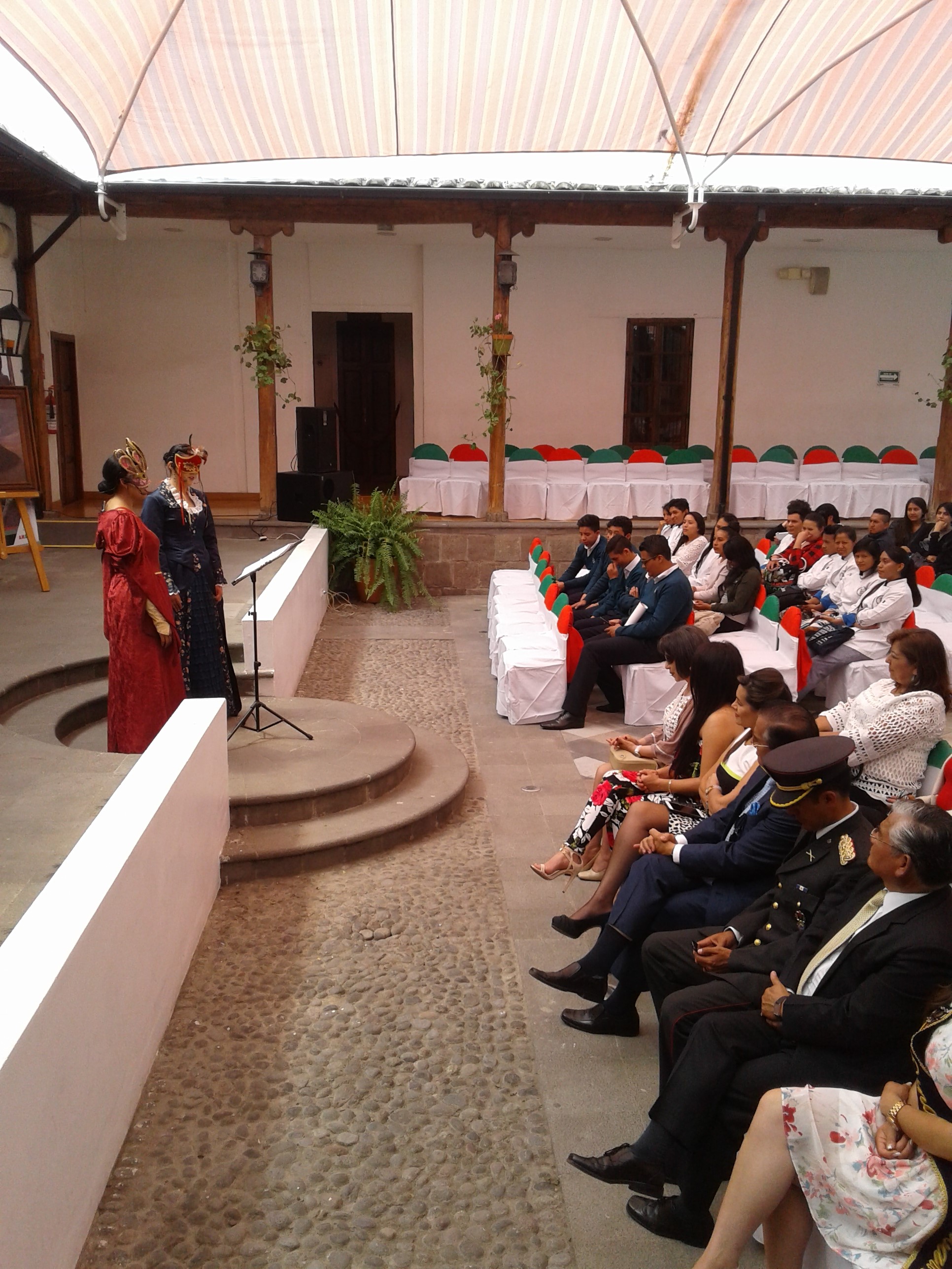 Orquesta en escenario 3